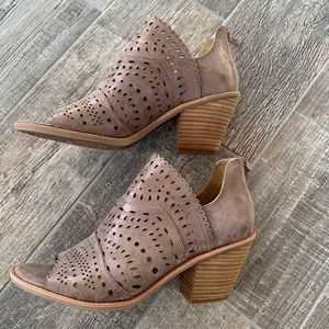 Sofft open toe booties - BRAND NEW!